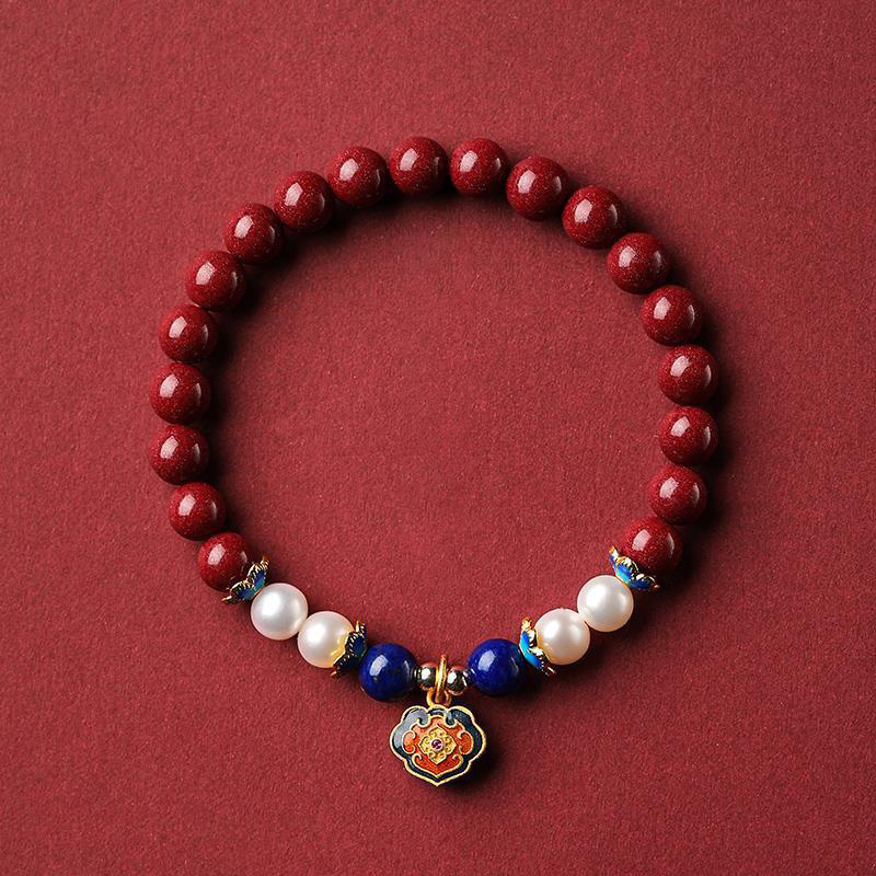 母親節特別推薦：為何媽媽們需要一條朱砂飾品