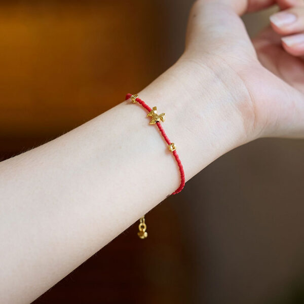 馬年紅繩手鍊｜馬上有錢 × 吉祥如意